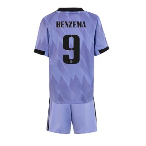 Real Madrid Karim Benzema #9 kläder Barn 2022-23 Bortatröja Kortärmad (+ korta byxor)